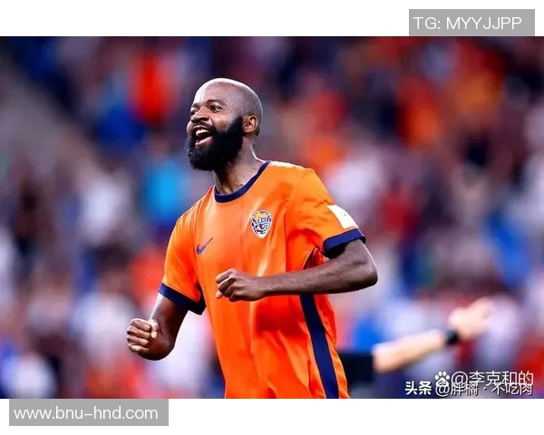 足球版NBA球星:跨界传奇球员如何在绿茵场上书写辉煌篇章 足球版NBA球星:跨界传奇球员如何在绿茵场上书写辉煌篇章