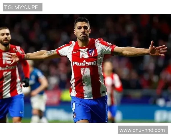 哲科再现锋线统治力带领球队逆袭重燃夺冠希望